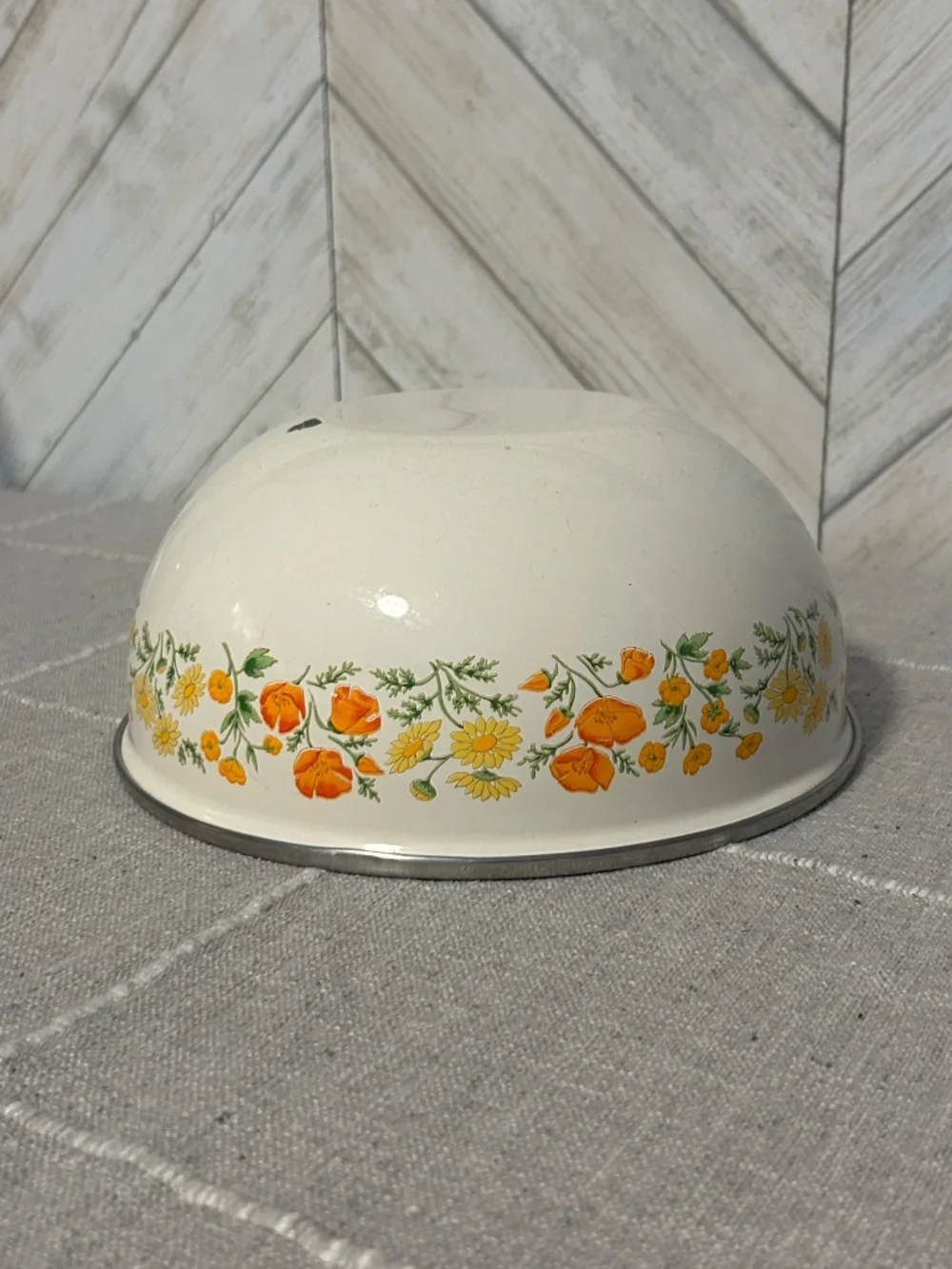Vintage Kobe Kitchen Floral Enameled Mixing Bowl Marigolds Poppies Daisies 8.5”